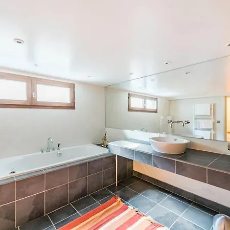 Spectacular Chalet With 5 Ensuite Bedrooms And Sauna Chalet Chamonix Mont Blanc